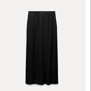 NWT ZARA STRUCTURED MIDI SKIRT BLACK